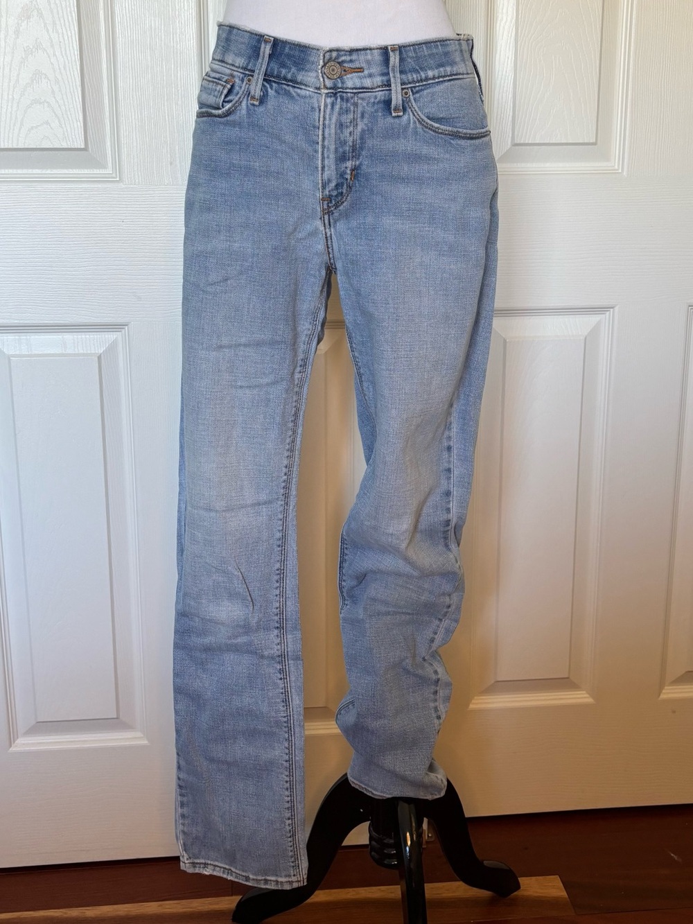 Light Blue Women's 525 Perfect Waist Straight Leg Jeans